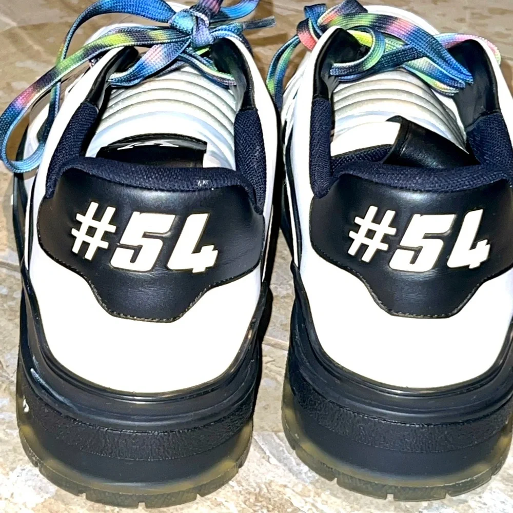 Louis Vuitton sneakers - Picture 3 of 5